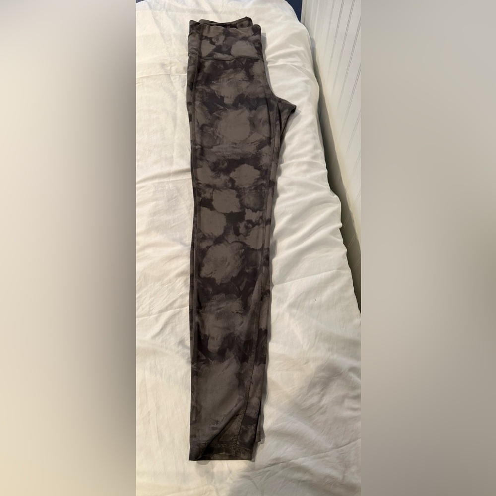 Athleta Gray Tie-Dye Leggings